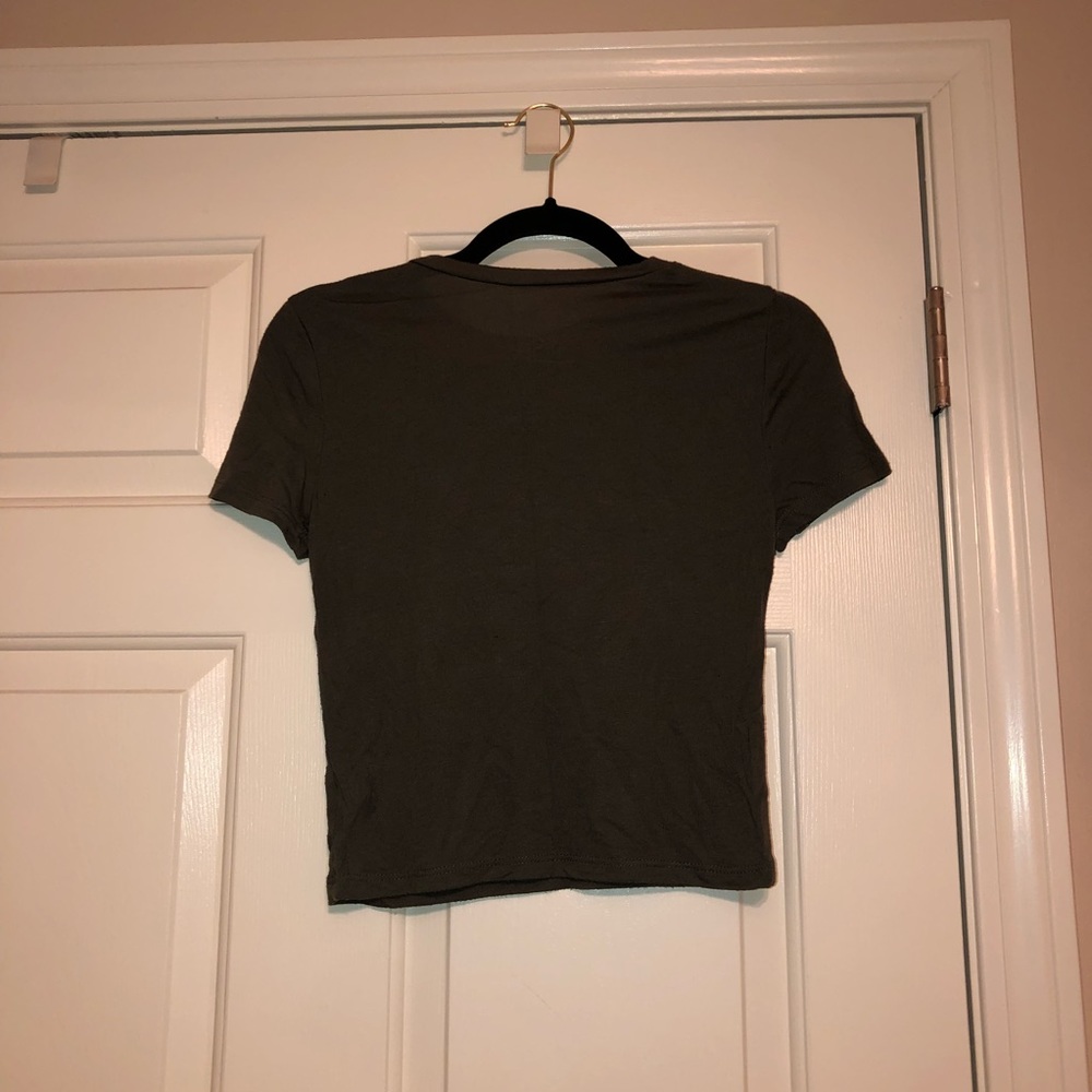 Crop top - Picture 2 of 2